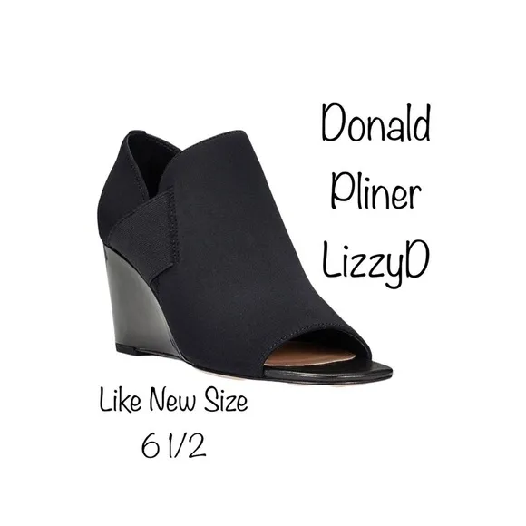 𝅺❣️DONALD J. Pliner❣️ LizzyD Sz 6 Sandals Like New