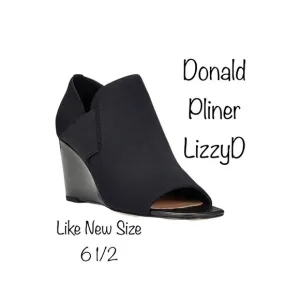 𝅺❣️DONALD J. Pliner❣️ LizzyD Sz 6 Sandals Like New