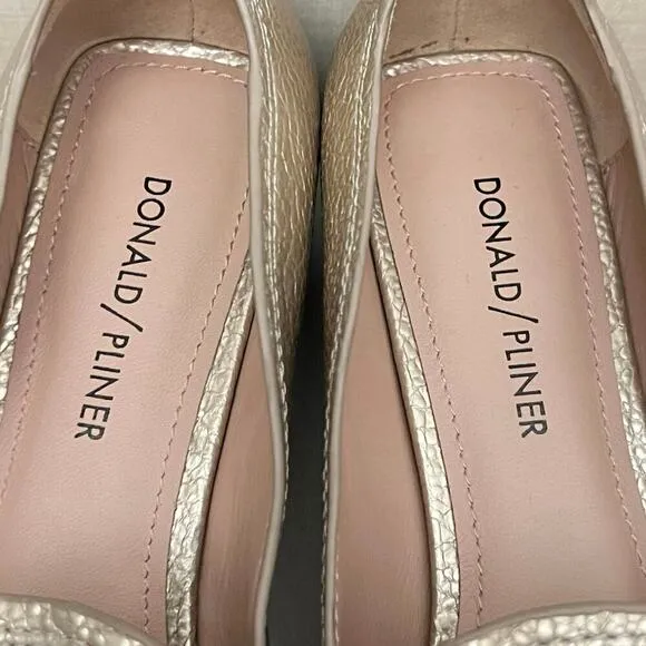 Donald J Pliner Women's Icon Loafers Nude Pebble Metallic Leather Size 7.5M