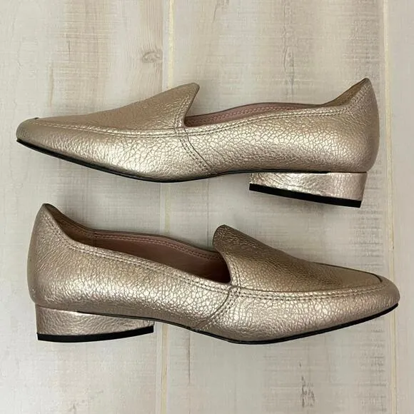 Donald J Pliner Women's Icon Loafers Nude Pebble Metallic Leather Size 7.5M