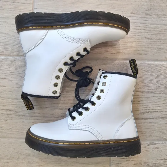 Dr. Marten Zavala white leather combat boots- size US women's 5 - EU 36
