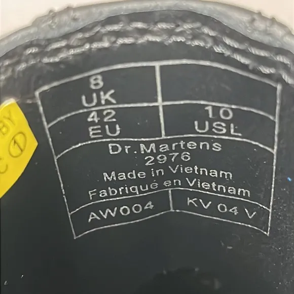 Dr. Martens 2976 Slip Resisting Chelsea Boots - Soft Toe Women’s US Size 10