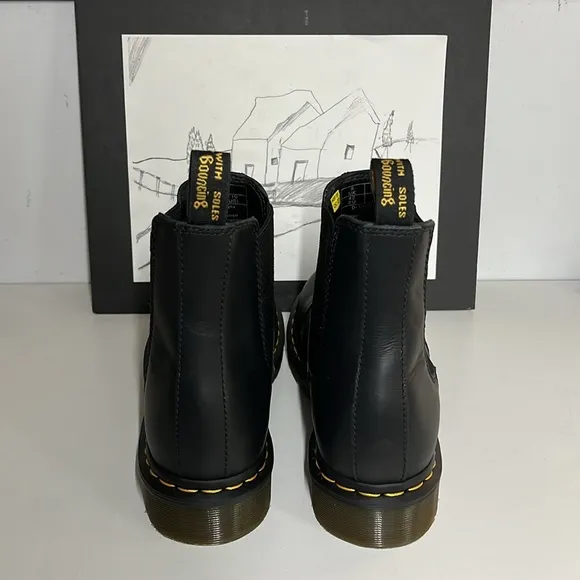 Dr. Martens 2976 Slip Resisting Chelsea Boots - Soft Toe Women’s US Size 10