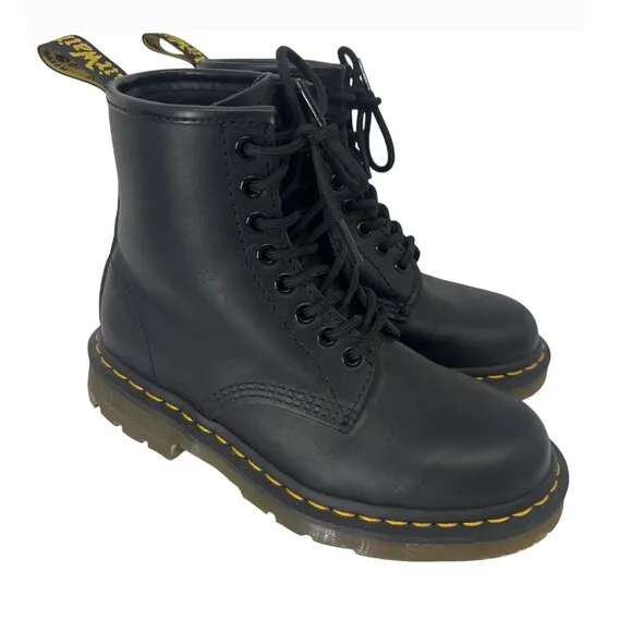 Dr. Martens Air Wair Black Leather Lace Up Ankle Combat Cushioned Boots US 6 New