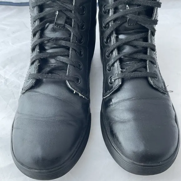 Dr. Martens Black Leather Boots Lace-Up Ankle-Height