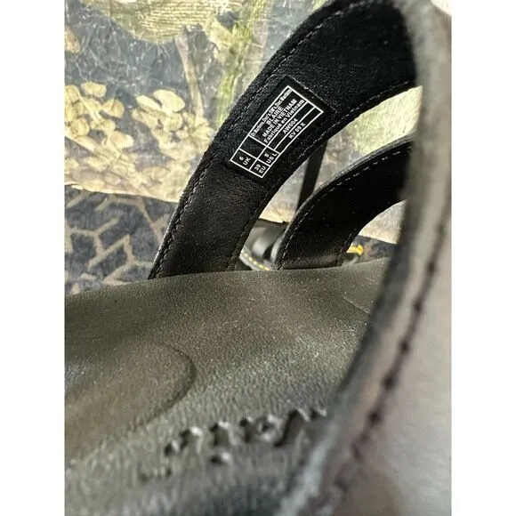 Dr. Martens BLAIRE HYDRO LEATHER PLATFORM STRAP SANDALS Size 8