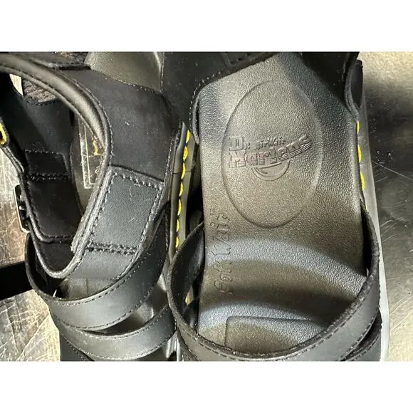 Dr. Martens BLAIRE HYDRO LEATHER PLATFORM STRAP SANDALS Size 8