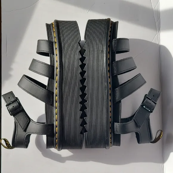 Dr. Martens Blaire Quad Black Leather Platform Sandals with Chunky Sole Size 10