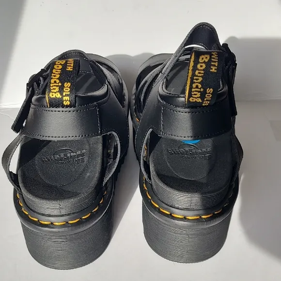 Dr. Martens Blaire Quad Black Leather Platform Sandals with Chunky Sole Size 10