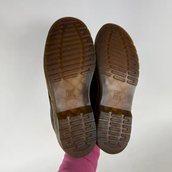 Dr. Martens Wilmot Low Loafers Women's 9 Crazy Horse Leather Lace-Up Low Top