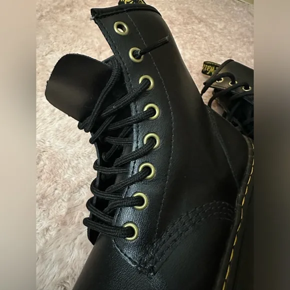 DR. MARTENS ZAVALA COMBAT BOOTS