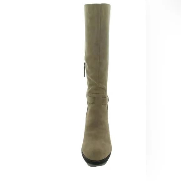 DR Scholls Like It Microfiber Brown Boots Size 7 M New