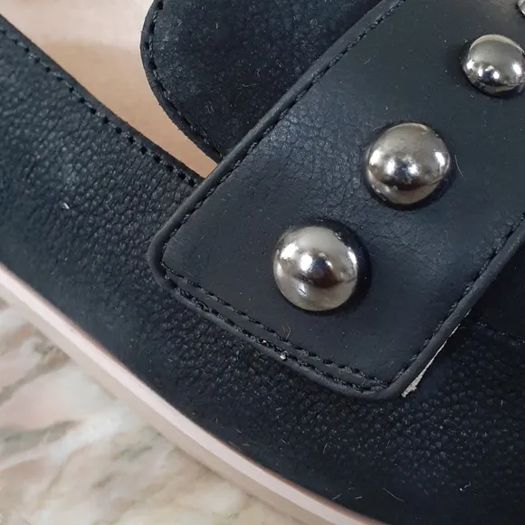 Dr. Scholl's shoes leather loafers