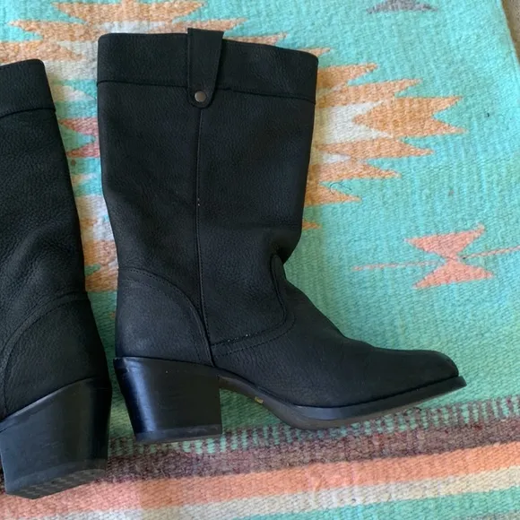 Durango Leather Boots with Button Studs Size 7.5