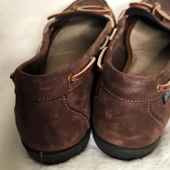 Eastland Vintage Y2K Women's Brown Leather Boat Shoes.