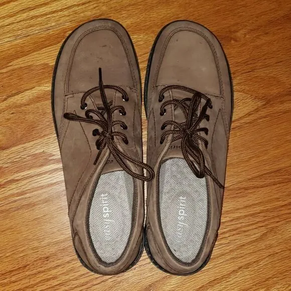 Easy Spirit Brown Leather sneakers