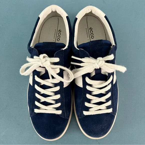 ECCO Street Lite Retro Blue Depths White Lace Up Sneakers