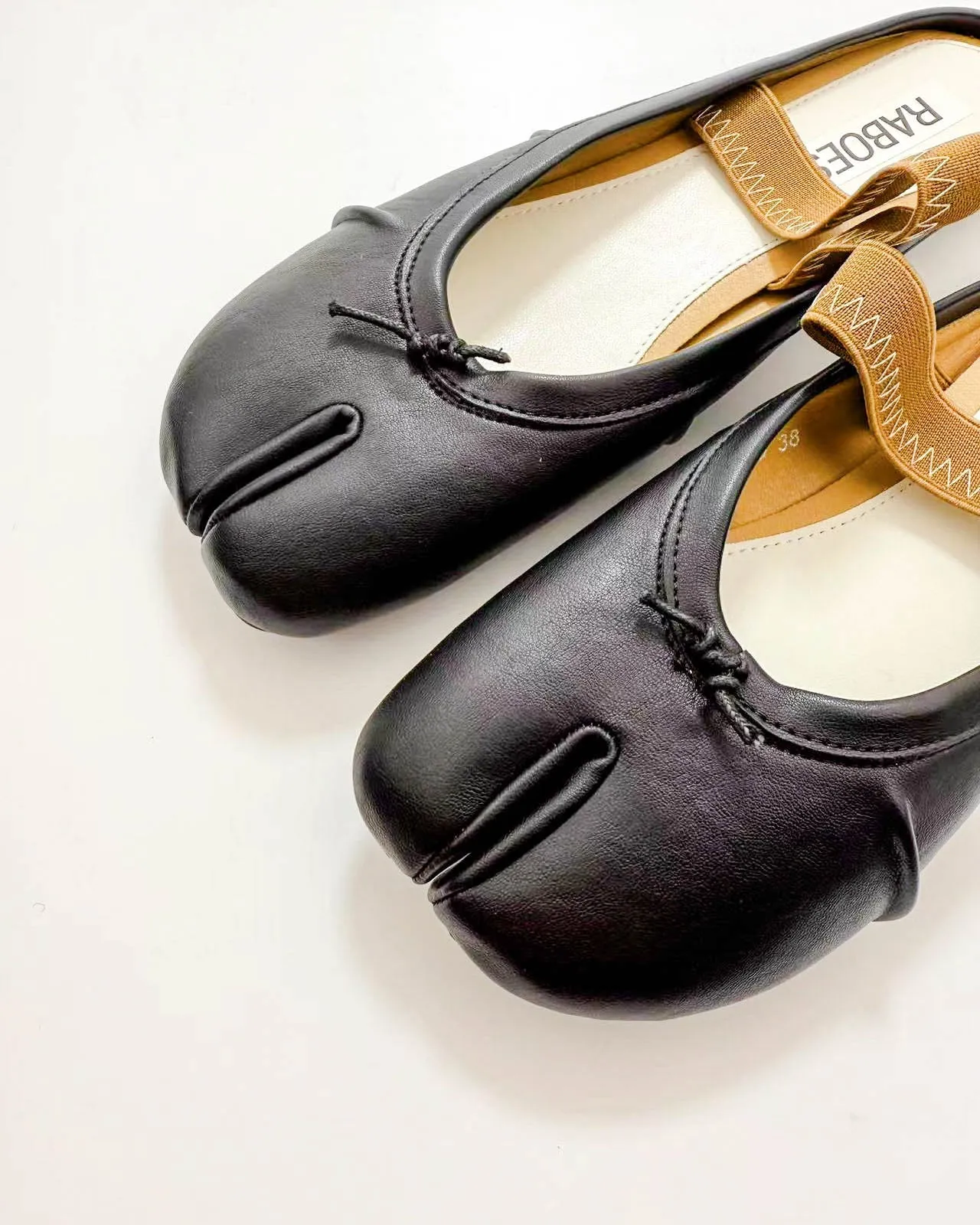 Elastic Strap Tabi Sandal Flats
