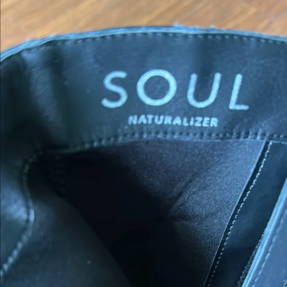 👢👢EUC SOUL Naturalizer Black Winter Wedge Boots👢👢