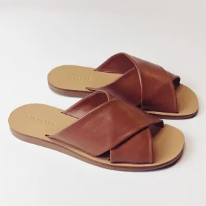 Everlane The Day Crossover Sandal Leather Slides in Sienna Brown Size 6 New