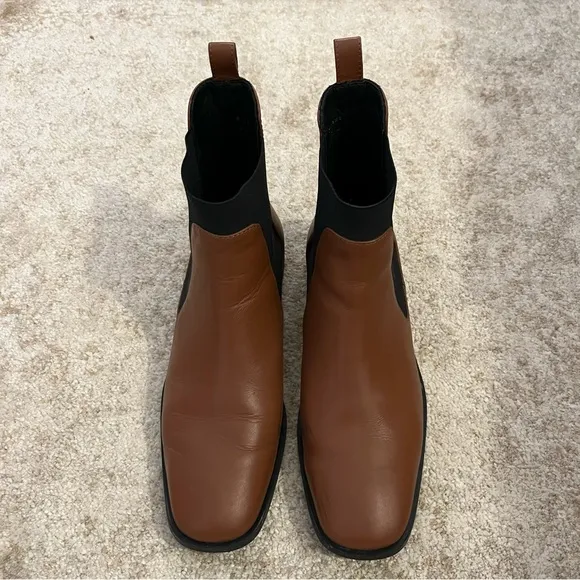 Everlane The Italian Leather Square Toe Chelsea Boots in Peanut Size 7.5