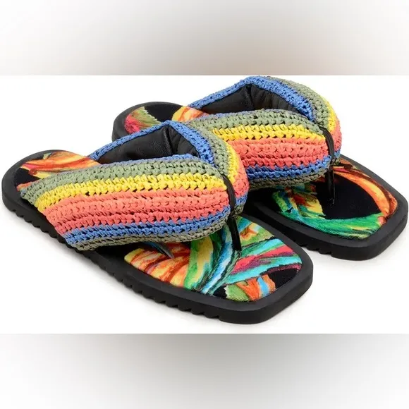 Farm Rio Black Pineapple Fluffy Crochet sandals women size 8