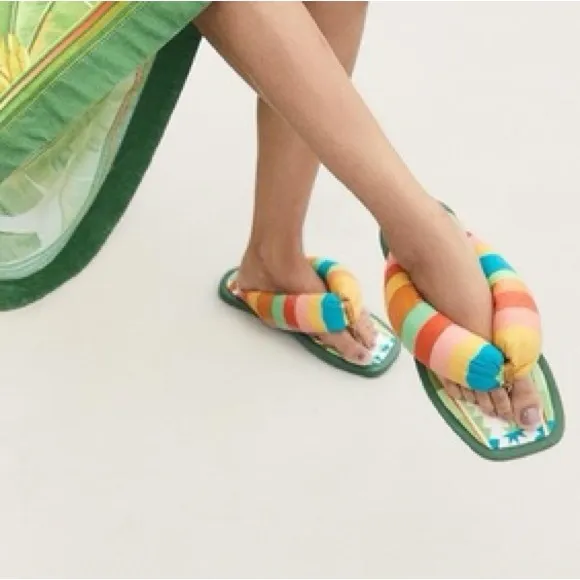 FARM RIO Puffy Scarf Flip Flop Black and White Patterned Sandals, 7