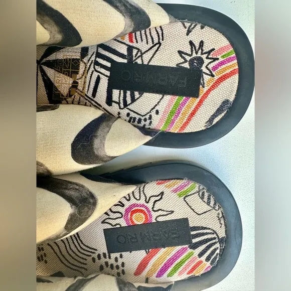 FARM RIO Puffy Scarf Flip Flop Black and White Patterned Sandals, 7