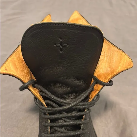 Fiorentini   Baker Black and Tan Boots Ankle-Height Lace-Up