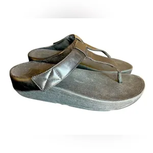 FitFlop Mina Black Padded Leather Toe Thong Sandals, Size 8, Casual Comfort