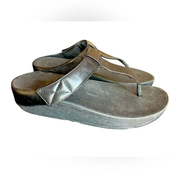 FitFlop Mina Black Padded Leather Toe Thong Sandals, Size 8, Casual Comfort