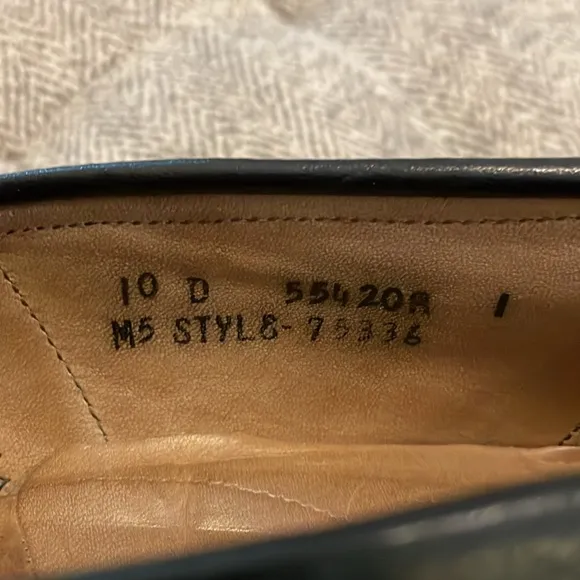 FootJoy black leather loafers size 10D