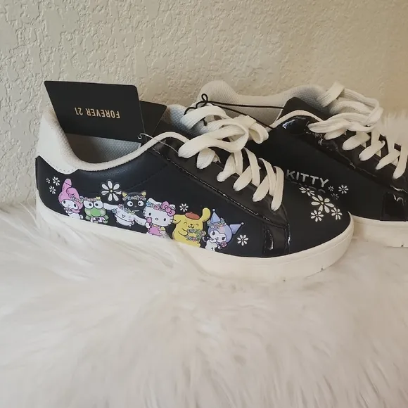 Forever 21 Black and White Sneakers SIZE 7 with HELLO KITTY &amp; FRIENDS