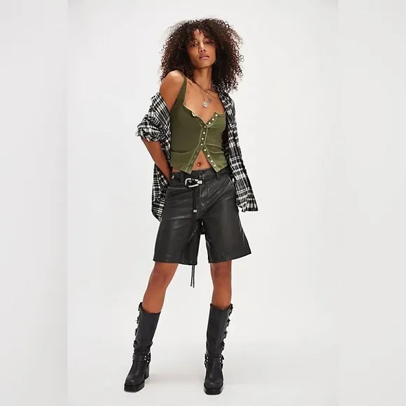 Free People Distressed Black Vegan Leather Longline Boyfriend Shorts 25,27 NEW