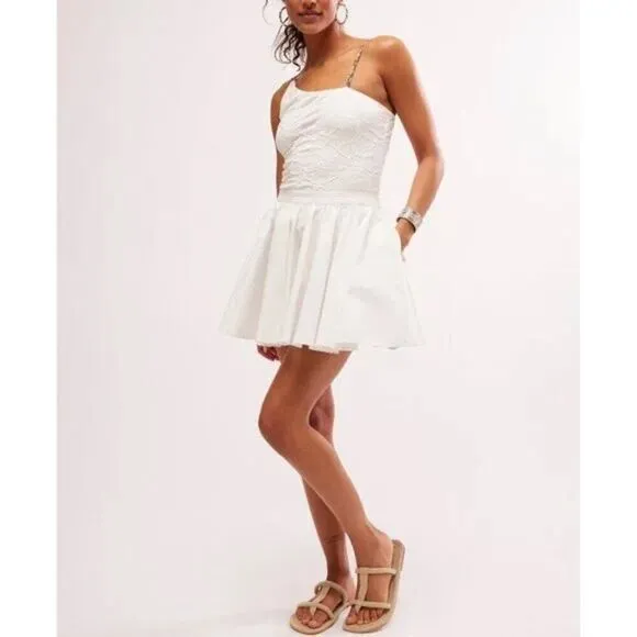 FREE PEOPLE NWT Gaia Skirt / Optic White - XS