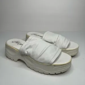 Free people poolside slide sandals size 39
