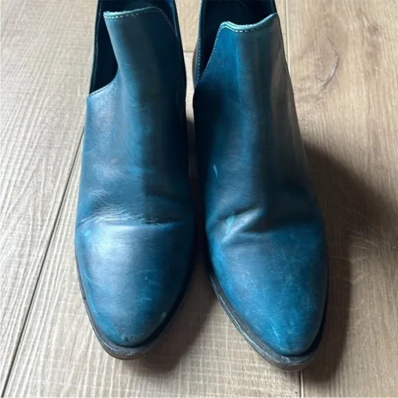 Free People Blue Charm Double V Ankle Boots US 6.5