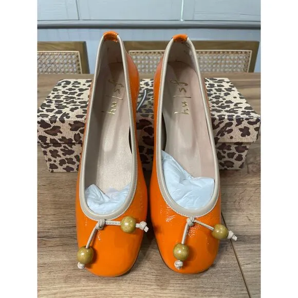 French Sole/New York Rumba Slip On Flats Orange Naplak Size 7 NIB Elegant Sleek