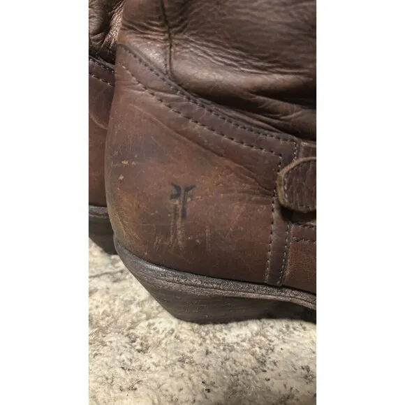 FRYE Brown Distressed Leather Almond Toe Cone Heel Zipper Buckle Ankle Boots 9