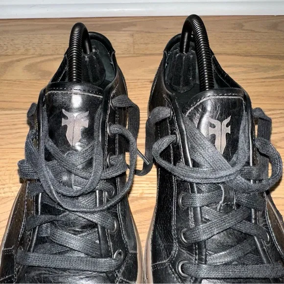 FRYE Men’s Justin Low Lace Round Toe Leather Black Sneakers