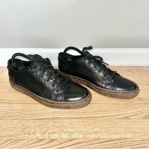 FRYE Men’s Justin Low Lace Round Toe Leather Black Sneakers