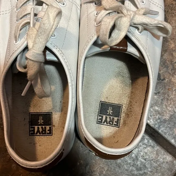 FRYE Women's Gia White Low Top Lace Leather Sneakers