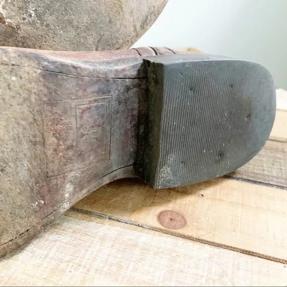 Frye Wyatt Disc Distressed Leather Boots