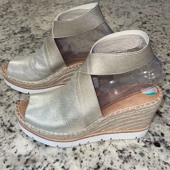 Gentle Souls By Kenneth Cole Womens Crista Espadrille Wedge Sandal Silver Size 8
