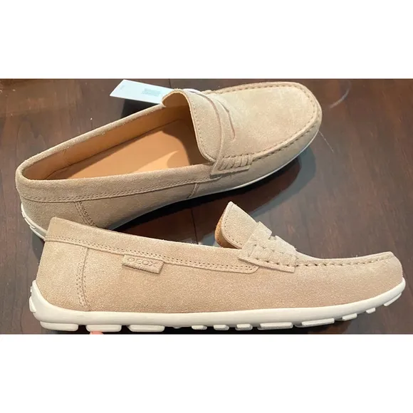 Geox Women’s Beige Loafers, Size 38 or 7.5
