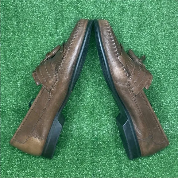 GH Bass Brown Leather Slip On Courier Kiltie Tassel Loafers Men’s Size 11.5 M