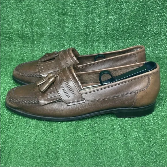 GH Bass Brown Leather Slip On Courier Kiltie Tassel Loafers Men’s Size 11.5 M