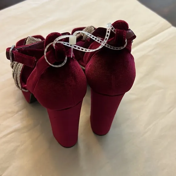Gianni Bini Anissa Velvet Rhinestone Knot Platform Dress Sandals
