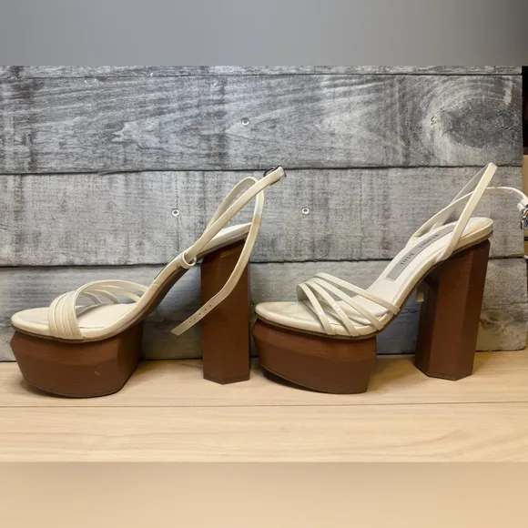 Gianni Bini NWT Parrish Patent Platform Sandals (7)