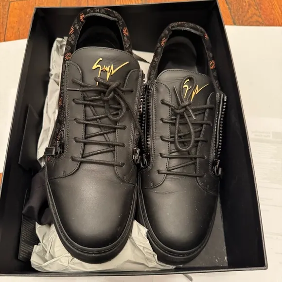Giuseppe Zanotti Black Sneakers Sleek Urban Design